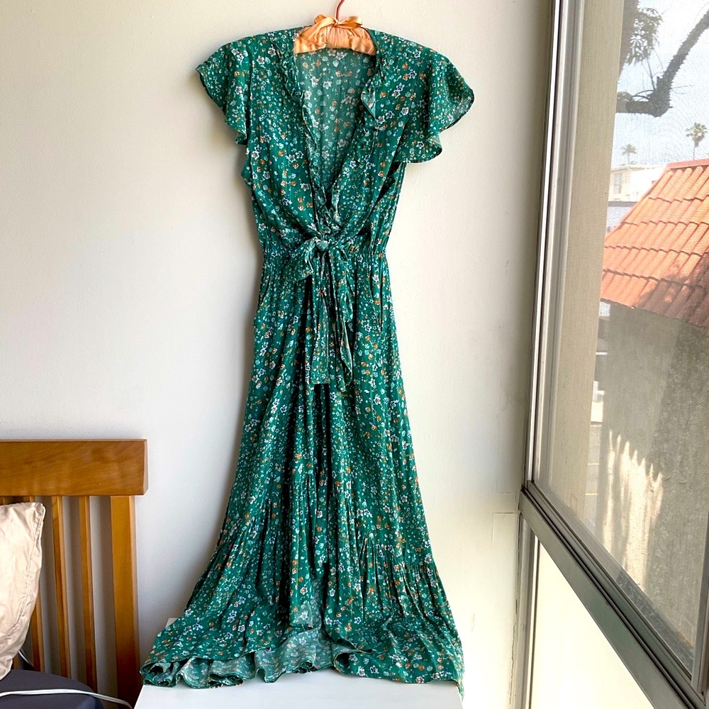 Kivari Green High Low Midi Dress with Flutter Sleeves